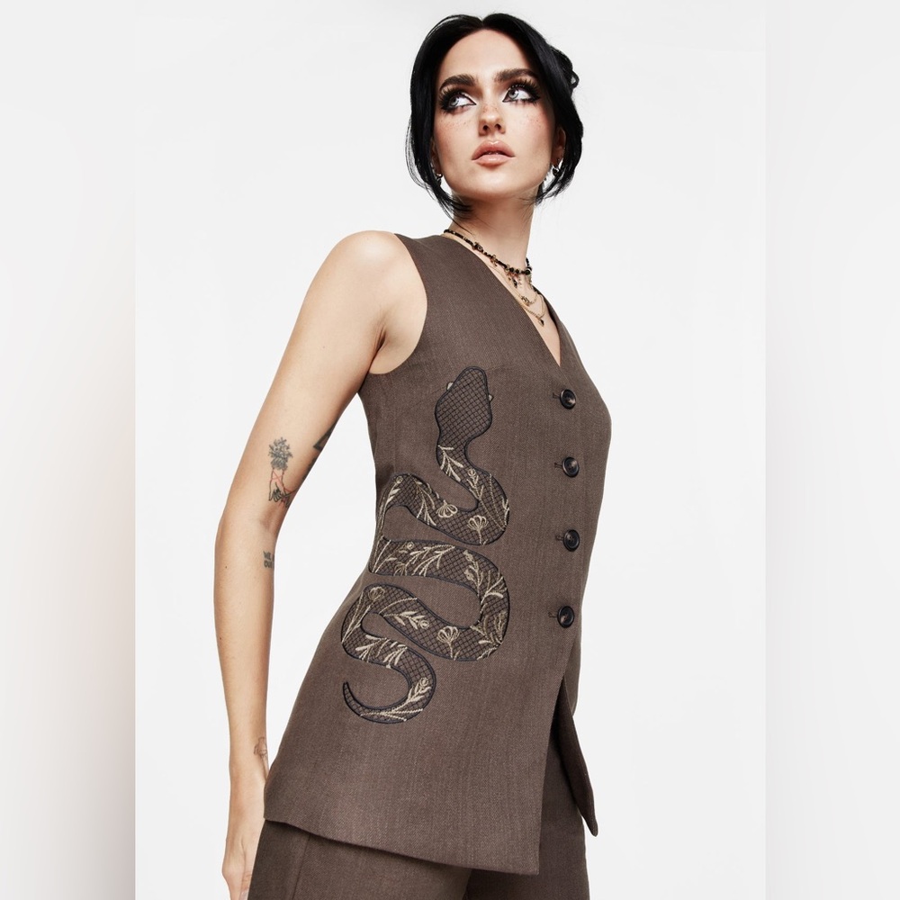 Gaia Linen Blend Snake Embroidered Longline Waistcoat - size US12/UK 16